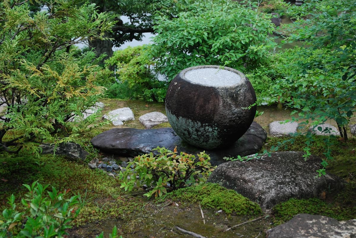 Zen Courtyard Garden